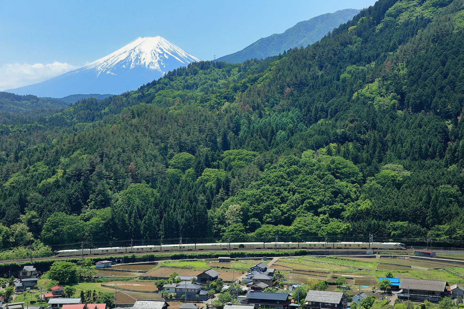 「TRAIN SUITE 四季島」が絆ぐ美食の旅